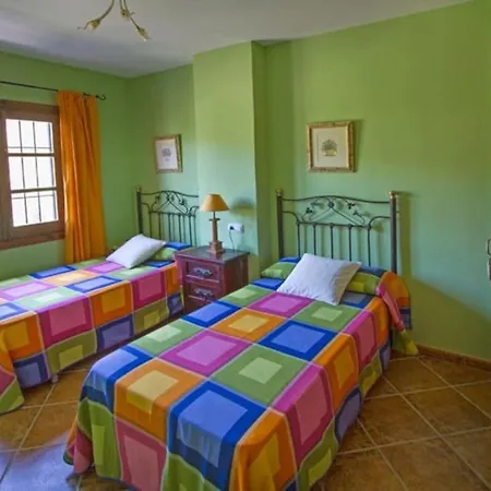 Holiday home Maravillosa Con Piscina En Ax-38f *