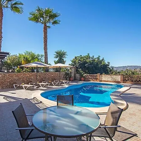 Maravillosa Con Piscina En Ax-38f Holiday home *