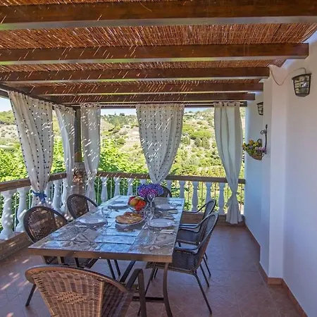 Maravillosa Con Piscina En Ax-38f * Frigiliana